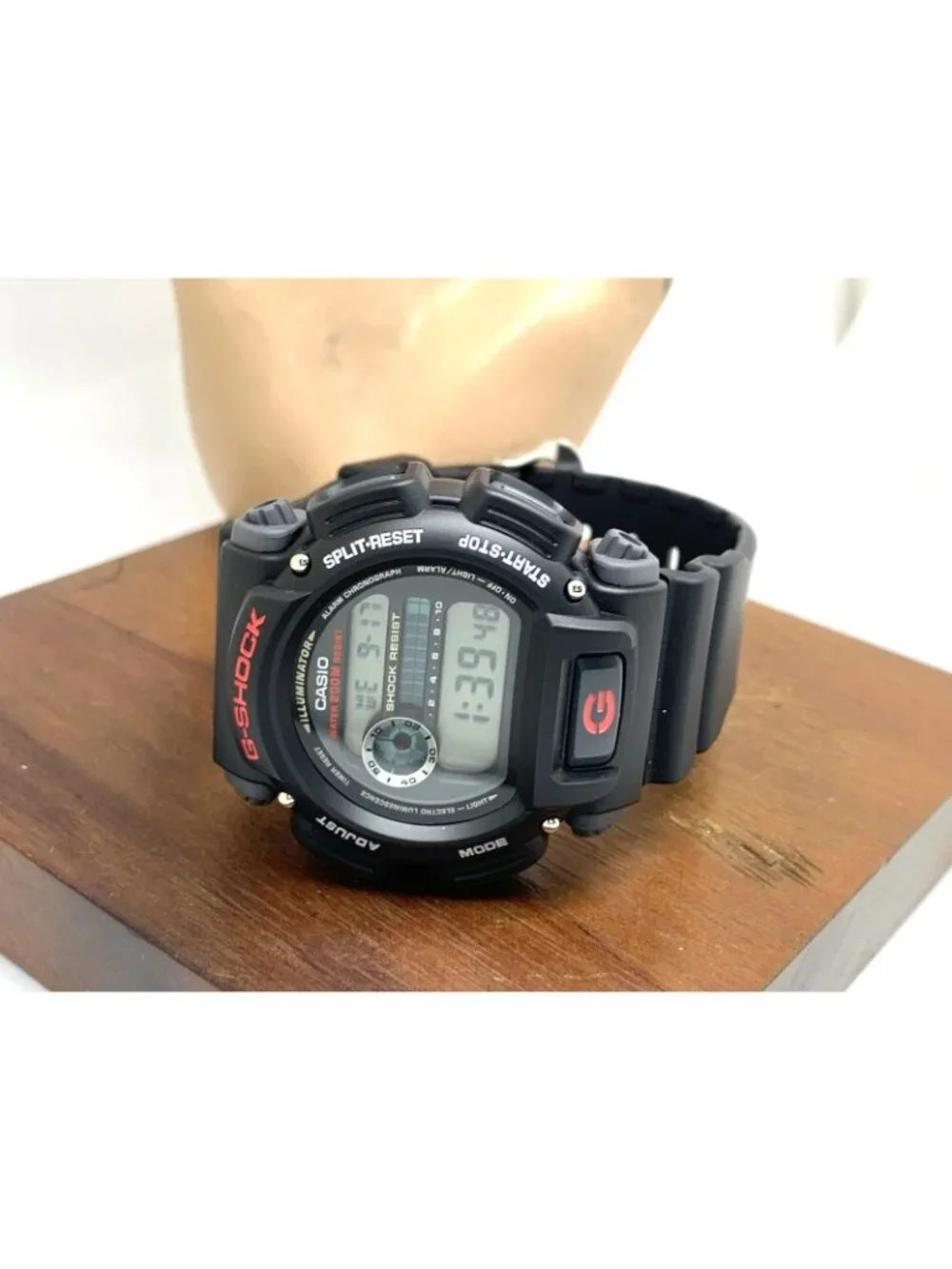 Casio Men's Watch G-Shock DW9052 Quartz Black Red Resin Digital 44mm 3232